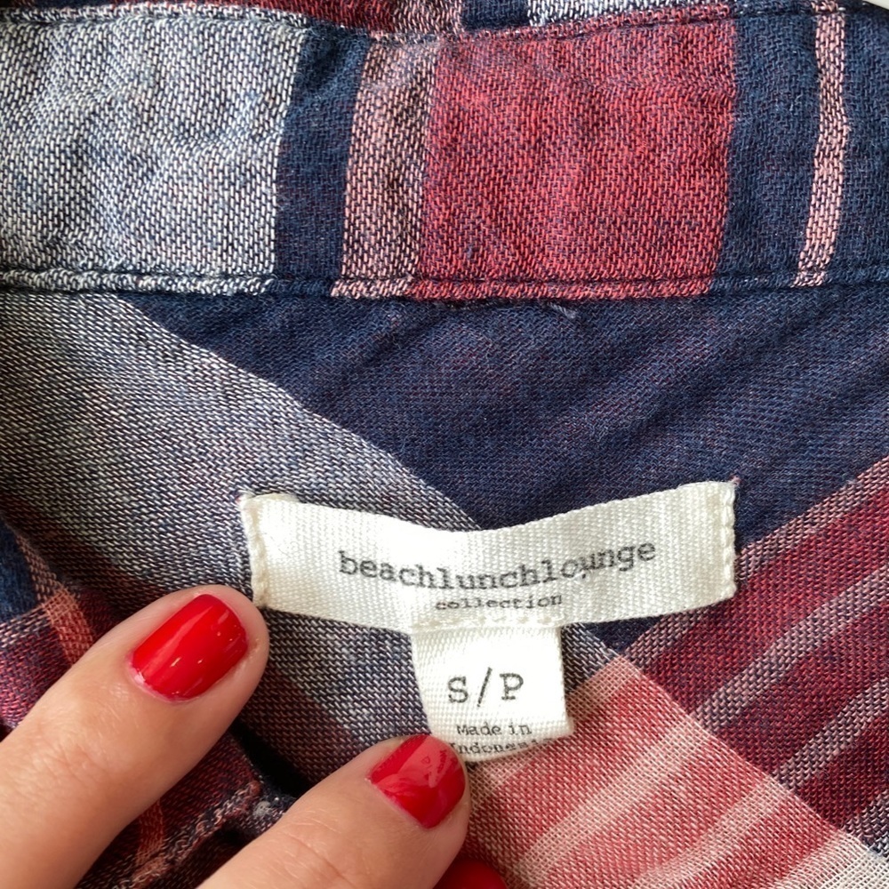 3/ $12 Beachlunchlounge Plaid Cotton Button down - Picture 4 of 7